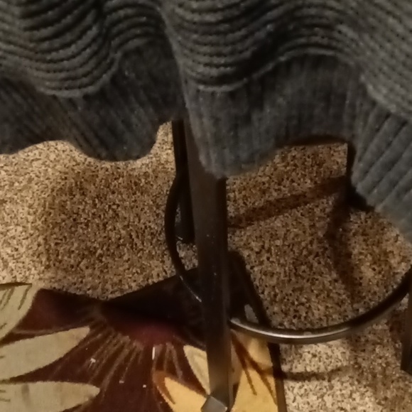 FINAL PRICE NWT Liz Claiborne winter green crew neck l/s sweater w side slits - Picture 9 of 10